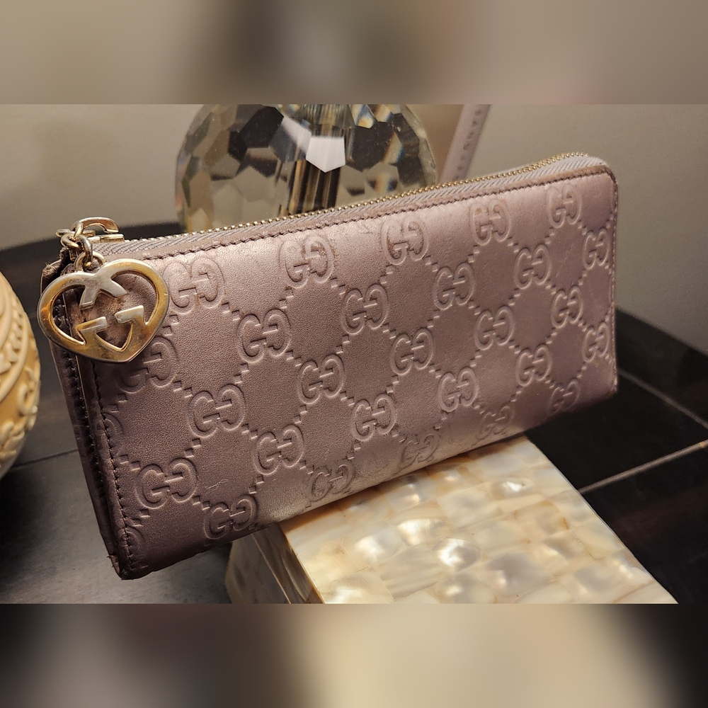 GUCCI GG Leather Zip Wallet in Lavender 2956710959